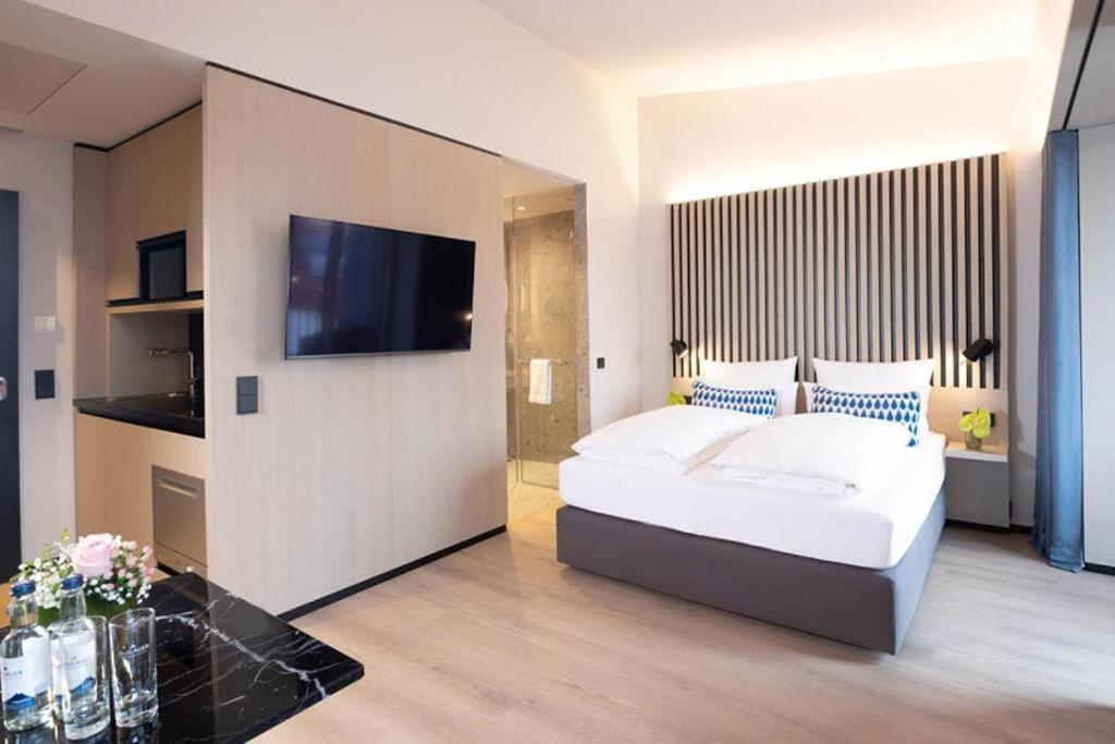 Hotel Tulip Near Delhi Airport New Delhi Eksteriør billede